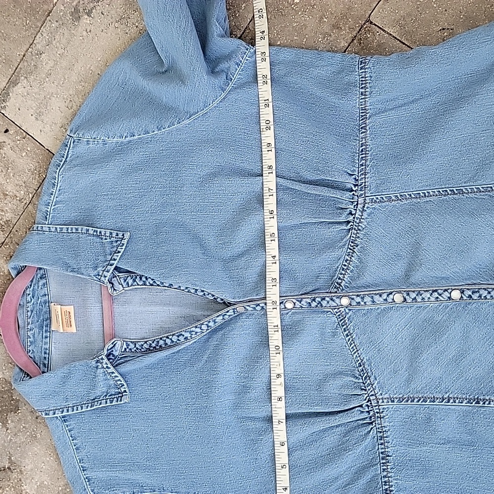 Faded Glory Women's Plus V Neck Empire Waist Pearl Snap Denim Top Sz 18W/20W - Picture 7 of 12